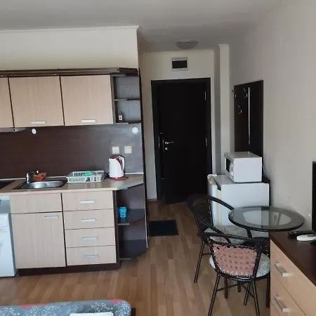 Apartamento студия в комплекс афродита 2