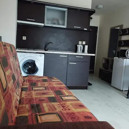 Apartamento студия в комплекс афродита 2 *